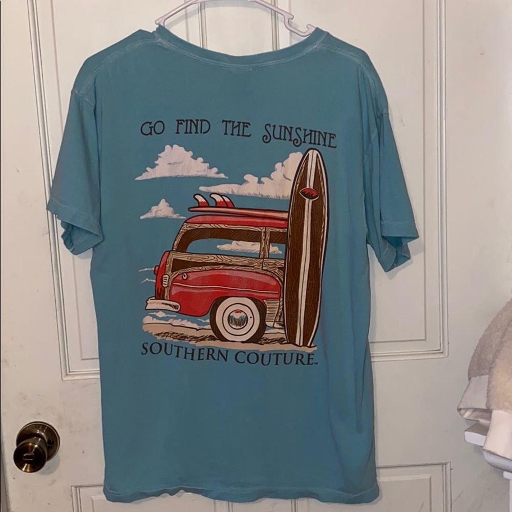 Southern Couture tshirt size medium